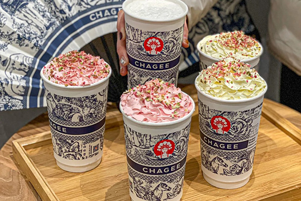 霸王茶姬奶茶加盟：商机无限，市场需求持续增长